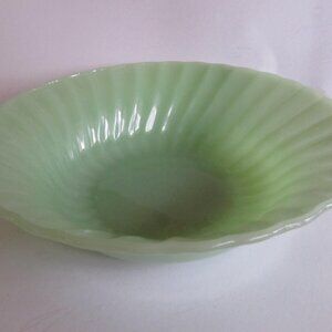 Swirl Pattern Anchor Hocking Fire King Oven Ware Jadeite Swirl serving Bowls
